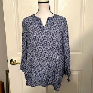 Jones New York Flowy blouse